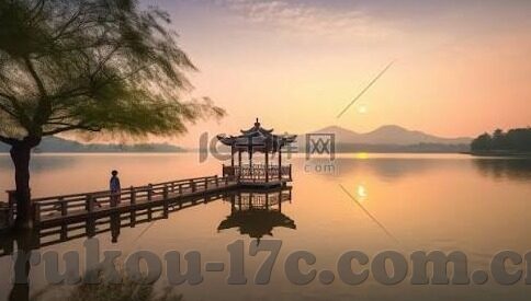 色春阁人妻-春色满园，人妻的内心世界与家庭和谐